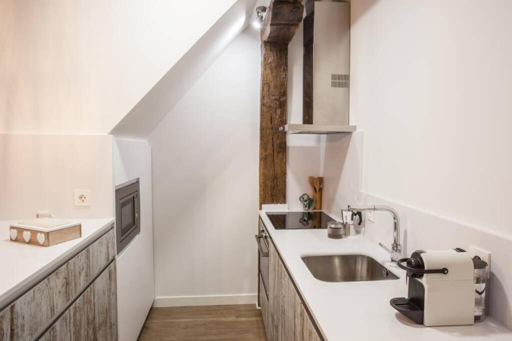 Bonito Apartamento, Nuevo Y En El Casco Viejo!!! Apartment Bilbao Exterior foto